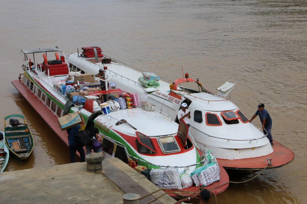 Memacu ekonomi setempat